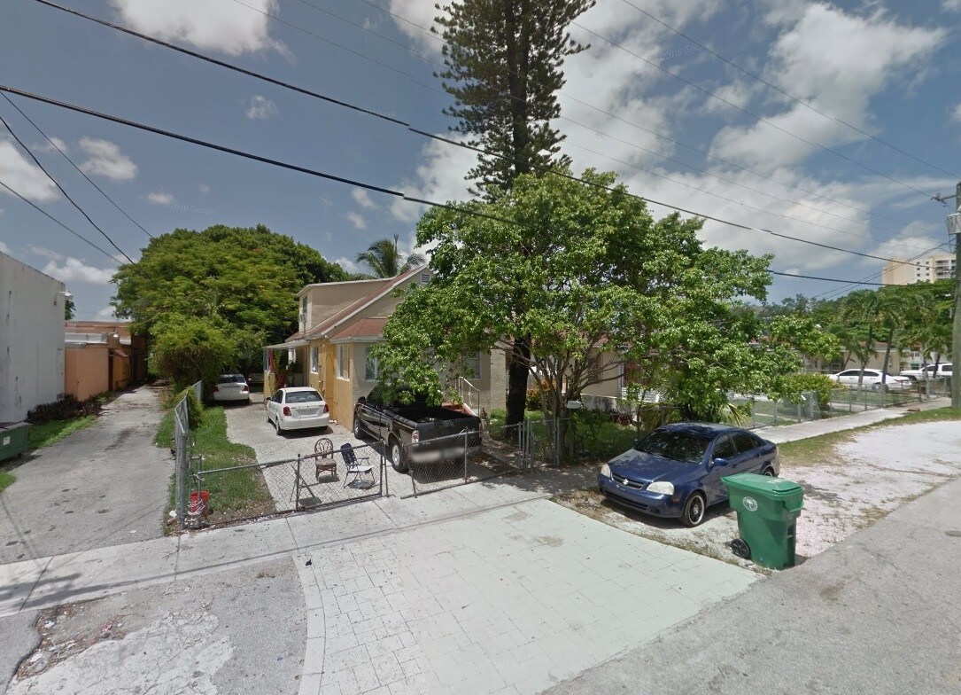 Foto del edificio - 1645 NW 15th St