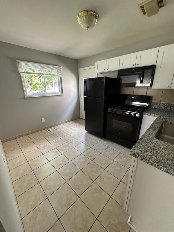 Building Photo - 35 E Charlotte Ave