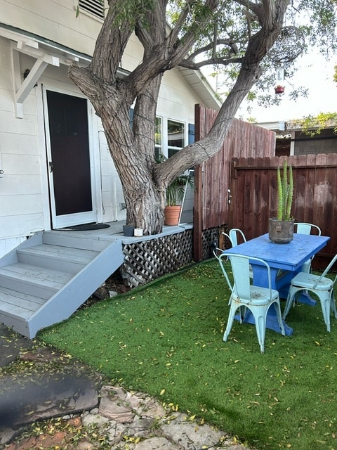 Primary Photo - 609-602 Milwood Ave