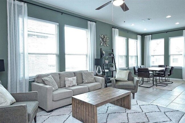 Foto del edificio - 2311 Dillon Pond Ln