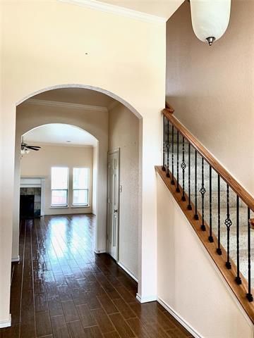 Building Photo - 10954 Live Oak Creek Dr