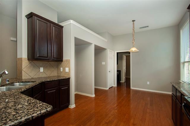 Foto del edificio - 1920 Highland Haven Ln