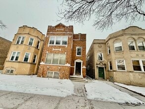 Building Photo - 5644 N Talman Ave