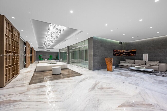 Foto del edificio - 400 Sunny Isles Blvd