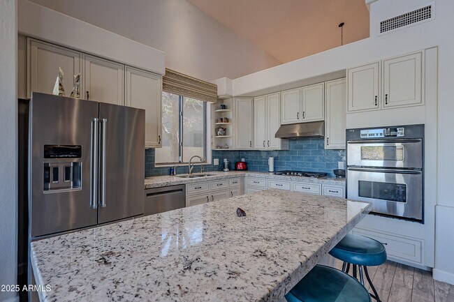 Foto del edificio - 2418 E Glass Ln