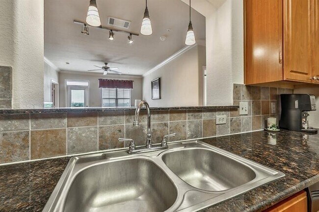 Foto del edificio - 1711 Old Spanish Trl