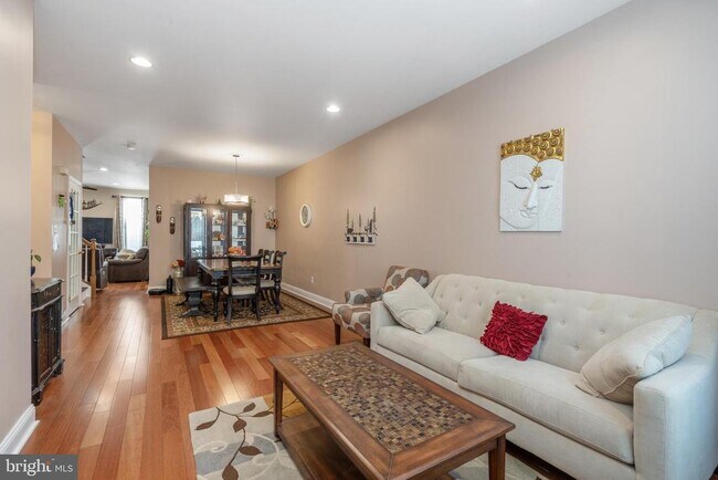 Foto del edificio - 802 Yarrow Cir