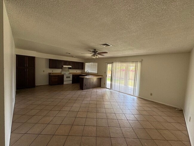 Building Photo - North Phoenix 3br House