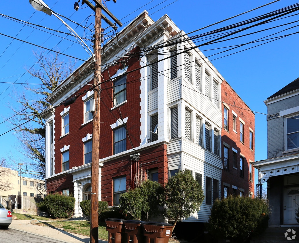Primary Photo - 222 McCormick Pl