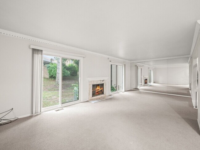 Building Photo - 6368 Richard Run