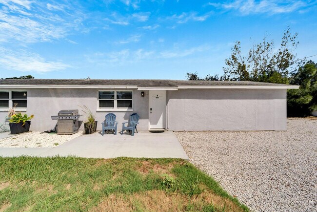 Foto del edificio - 8820 Rocky Creek Dr