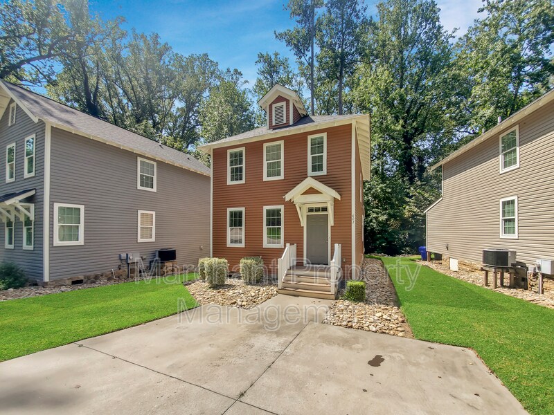 Foto principal - 601 Chick Springs Rd