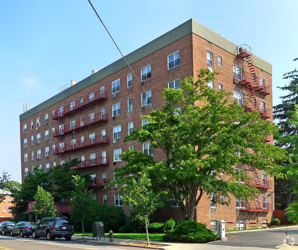 Country Neck Corp. Apartments Little Neck, NY