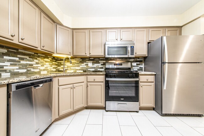 Building Photo - 3804 N Harlem Ave