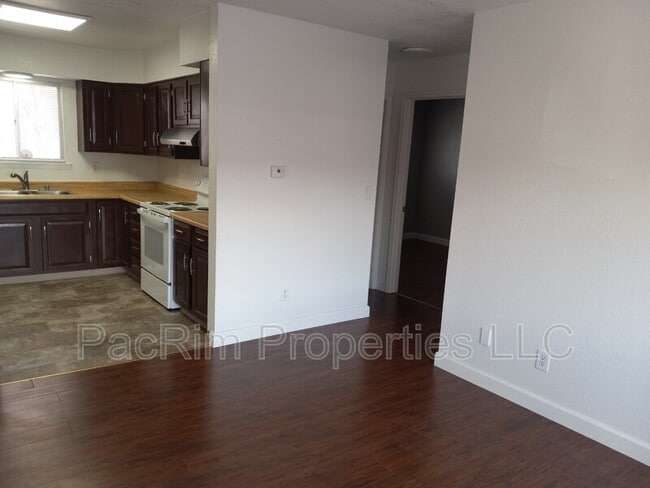 Building Photo - 8831 Cordell Cir