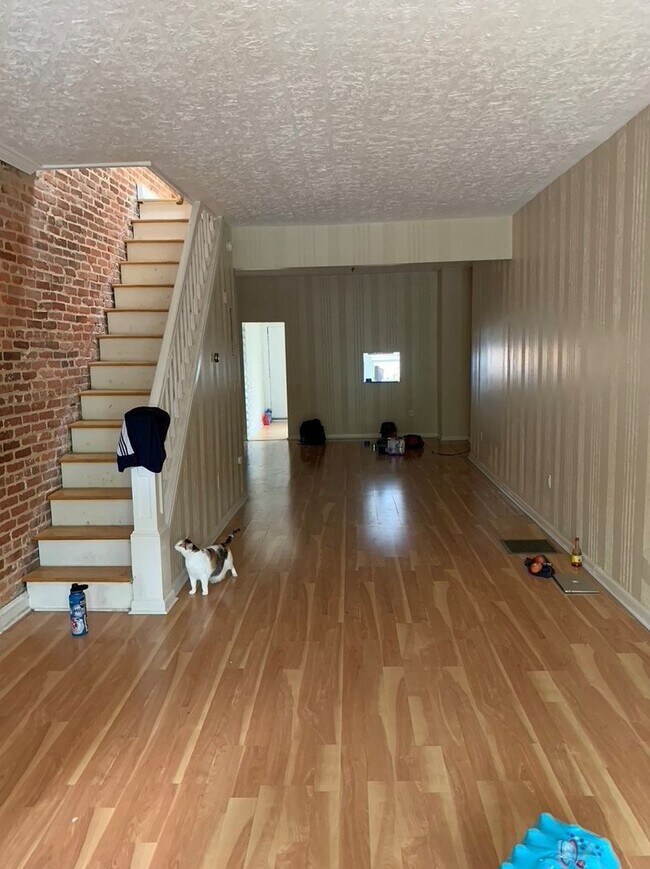 Foto del edificio - Bright and Airy 2 Bedroom Townhome in Patt...