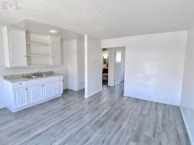3943 La Rica Ave Unit 36, Baldwin Park, CA 91706 Condo for Rent in