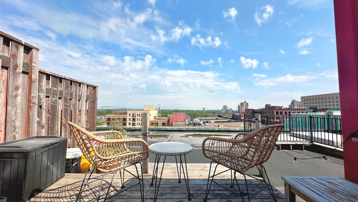 Foto principal - Whitney Square - Residental
