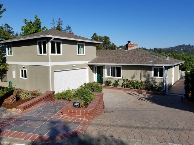 Building Photo - 3650 Altamont Way