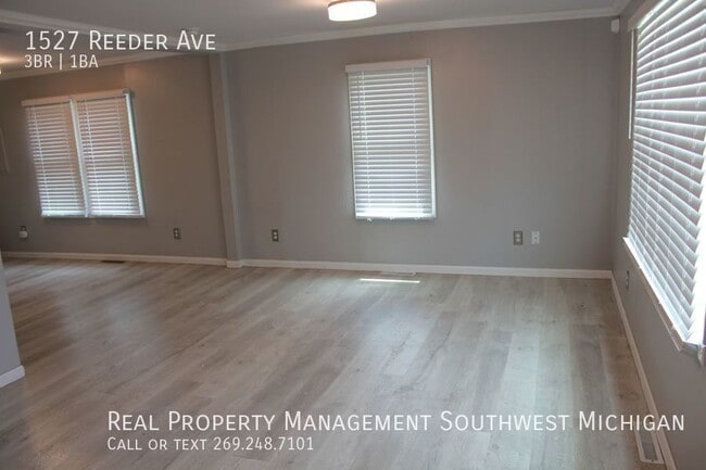 Foto del edificio - 1527 Reeder Ave