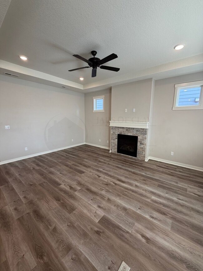 Building Photo - Great Location- Great Single Level House-  Don't Miss this!!!