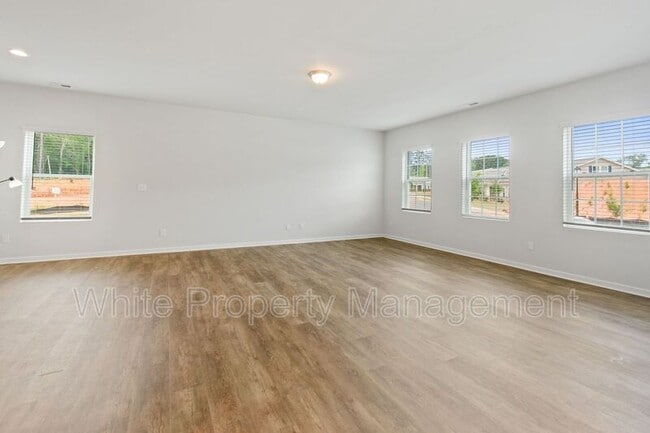 Building Photo - 8817 Brakeman Dr