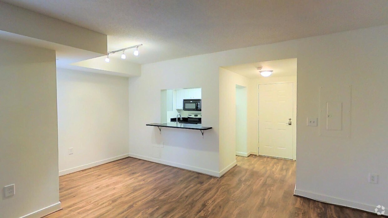 Photo - The Saratoga Apartments