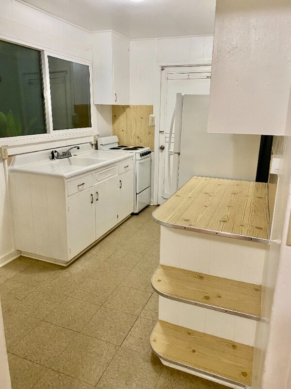 Foto del edificio - 182 Lakeview Cir