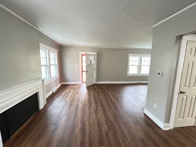 Foto del edificio - Beautifully Remodeled Single-Family Home i...