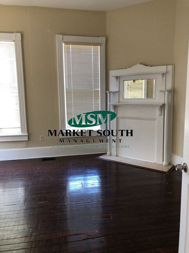 Foto del edificio - ~APPLICATION PENDING~Downtown/SCAD RENTAL