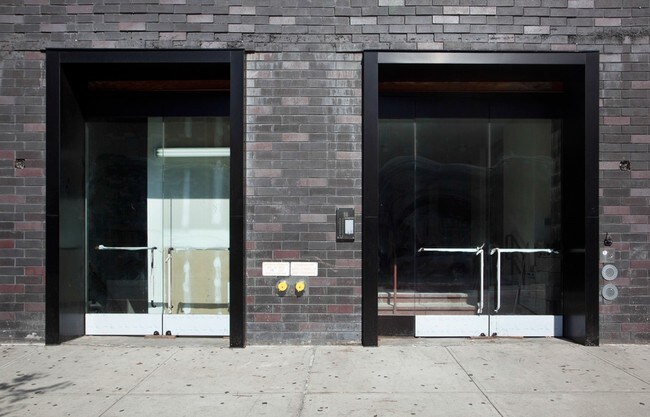 Foto del edificio - 2147 Second Ave