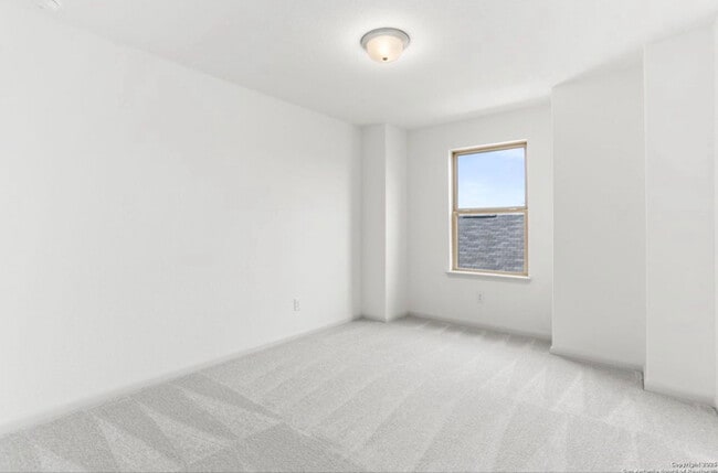 Foto del edificio - 401 W Commerce St