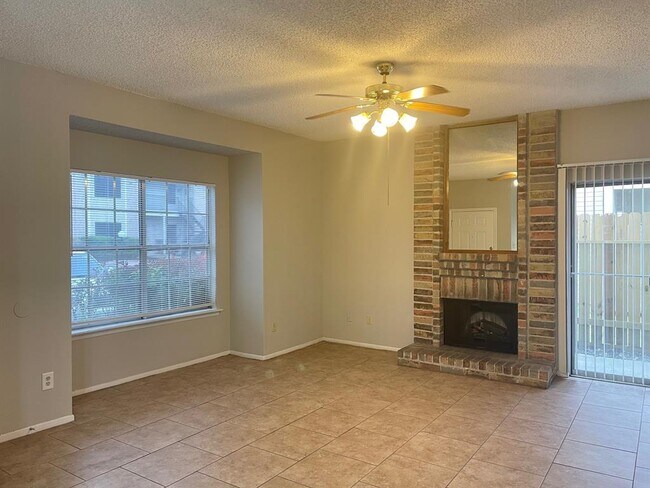 Foto del edificio - 2214 Millstone Dr
