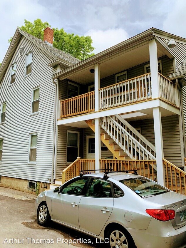 Primary Photo - 33-35 Elm St