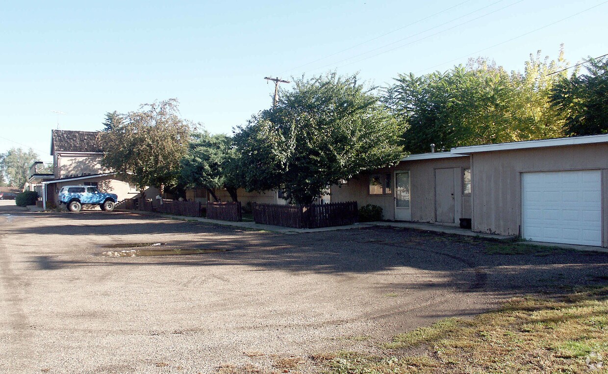 Building Photo - 7016-7020 W 38th Ave