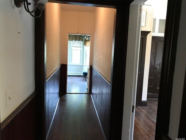 Building Photo - 332 Franklin Ave