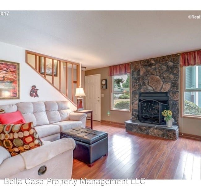 Building Photo - 7915 SW Fanno Creek Dr