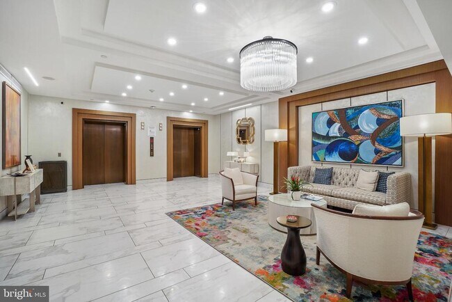 Building Photo - 930 Rose Ave