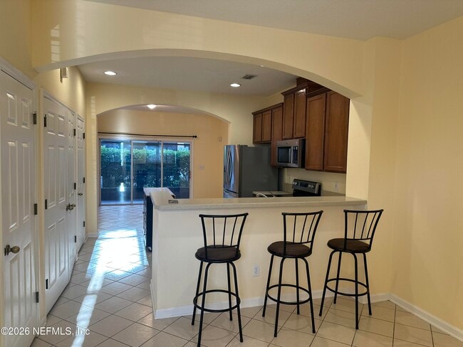 Foto del edificio - 12997 Sunset Lake Dr