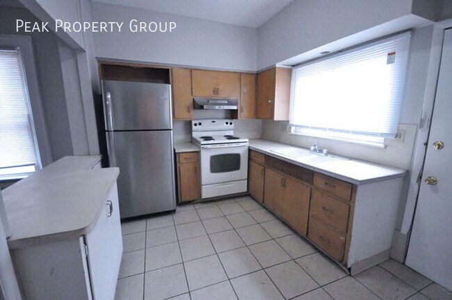 Foto del edificio - 207 E Lane Ave