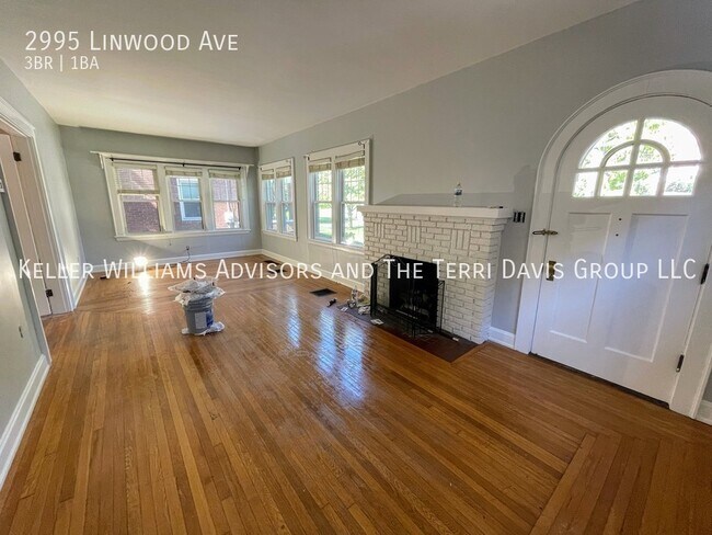 Foto del edificio - 2995 Linwood Ave