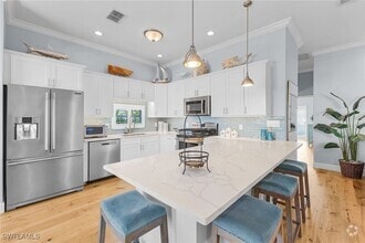 Building Photo - 1292 Rainbow Ct