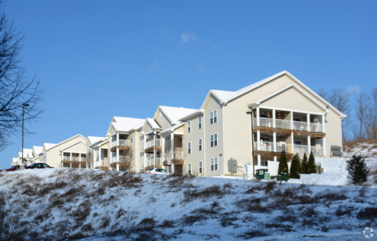 Building Photo - Pleasant Hills Apartments