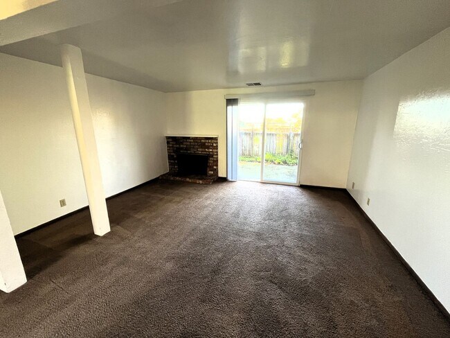 Foto del edificio - 841 Bayside Rd