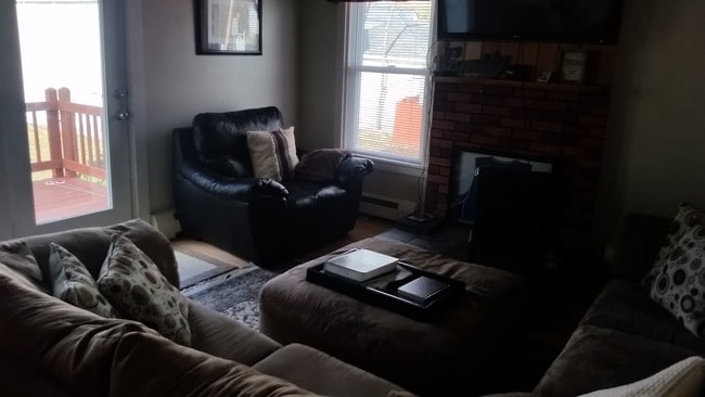 Family Room - 237 Main St