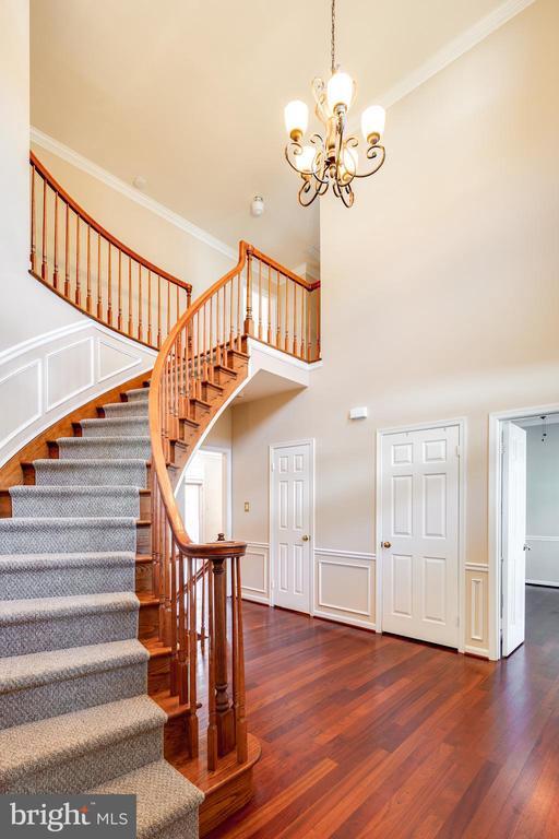 Building Photo - 21102 Raintree Ct