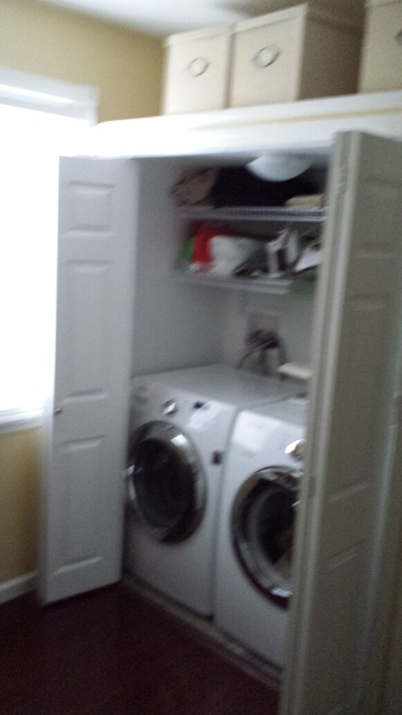 V/D en el paso del segundo piso - 4020 Murray Ave