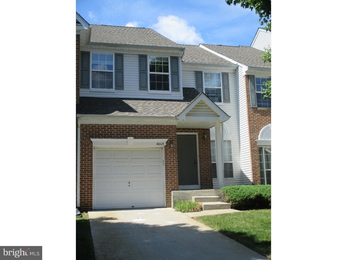 4065 Hermitage Dr, Voorhees Township, NJ 08043 Townhouse for Rent in