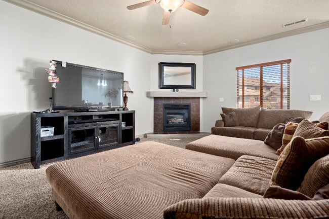 Foto del edificio - 3315 Birch Creek Rd