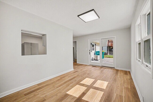 Foto del edificio - 338 Hickory Ave